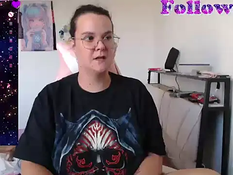lunatigre4 online show from 21, 7, 2026