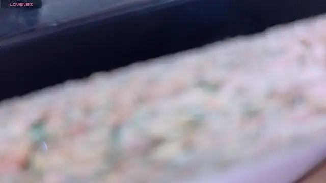 Becca hill  online show from 17, 4, 2026