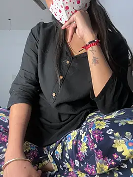 Snapshot of kavyababy00 chatting on 7, 2, 2026 kavyababy00 online show from 7, 2, 2026