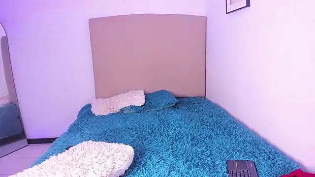 Snapshot of im_tiffany_ chatting on 27, 2, 2026 im tiffany online show from 27, 2, 2026