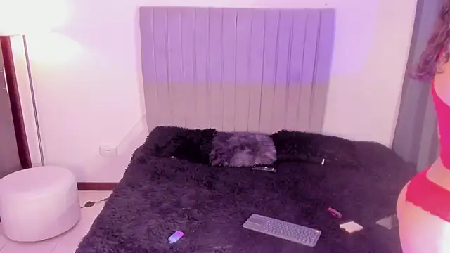 Snapshot of im_tiffany_ chatting on 2, 3, 2026 im tiffany online show from 2, 3, 2026