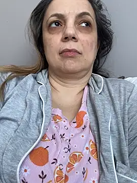 ShyFlameLive online show from 2, 2, 2026