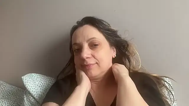 Snapshot of ShyFlameLive chatting on 29, 4, 2026 ShyFlameLive online show from 29, 4, 2026