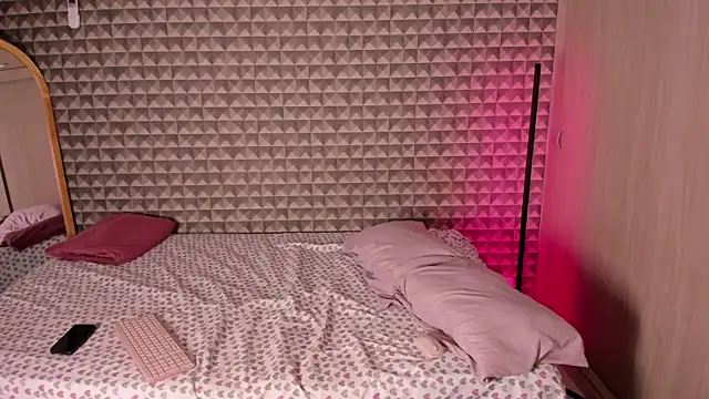 Snapshot of Keinner_BigDick chatting on 4, 2, 2026 Keinner BigDick online show from 4, 2, 2026