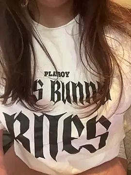xx rosie online show from 4, 6, 2026