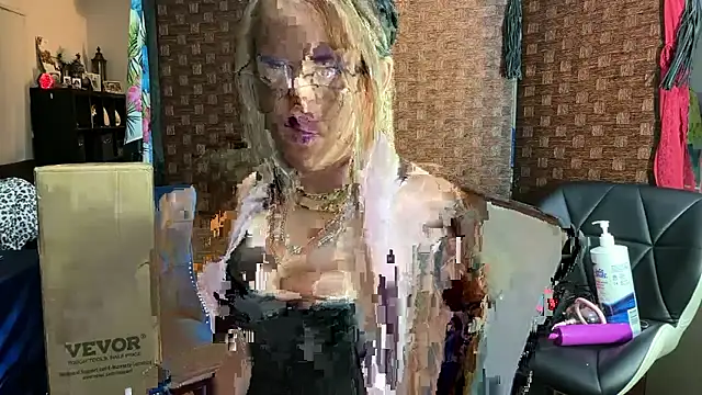 Snapshot of VANTABLACKXXX chatting on 26, 2, 2026 VANTABLACKXXX online show from 26, 2, 2026