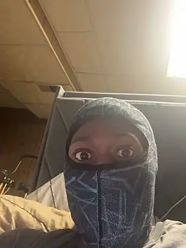 Snapshot of ProveYourLoyalty2 chatting on 6, 2, 2026 ProveYourLoyalty2 online show from 6, 2, 2026