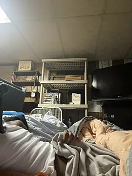 Snapshot of ProveYourLoyalty2 chatting on 18, 2, 2026 ProveYourLoyalty2 online show from 18, 2, 2026