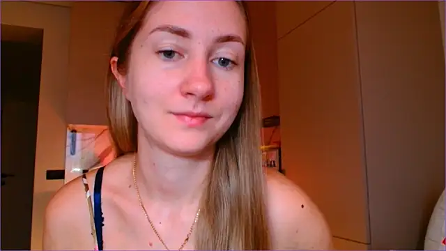 BluueSilk online show from 4, 12, 2025