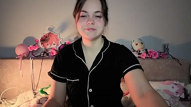  momomochi  online show from 1, 3, 2026