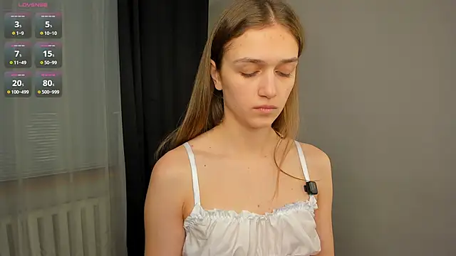 Snapshot of JuliannaLeiding chatting on 7, 2, 2026 JuliannaLeiding online show from 7, 2, 2026