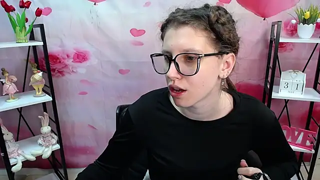 LilianaShine online show from 31, 5, 2026