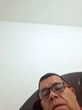 Snapshot of eros3442 chatting on 1, 3, 2026 eros3442 online show from 1, 3, 2026