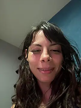 Snapshot of Isalove99 chatting on 2, 5, 2026 Isalove99 online show from 2, 5, 2026
