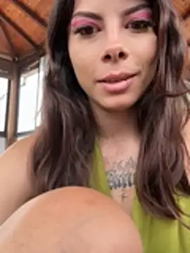 Snapshot of Isalove99 chatting on 7, 5, 2026 Isalove99 online show from 7, 5, 2026