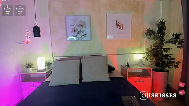 Snapshot of IsabellaSweet__ chatting on 20, 4, 2026 IsabellaSweet online show from 20, 4, 2026