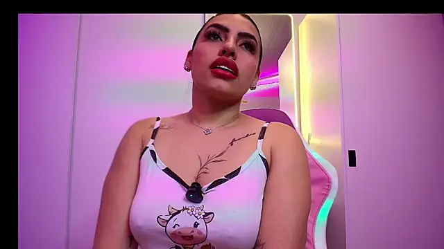 NaomiAmazing01 online show from 24, 3, 2026