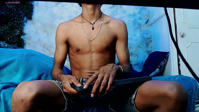 Snapshot of Walkers05 chatting on 1, 3, 2026 Walkers05 online show from 1, 3, 2026