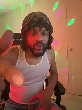 Snapshot of magic_man1085 chatting on 27, 3, 2026 magic man1085 online show from 27, 3, 2026