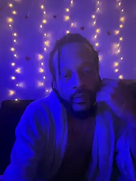 Snapshot of magic_man1085 chatting on 15, 4, 2026 magic man1085 online show from 15, 4, 2026