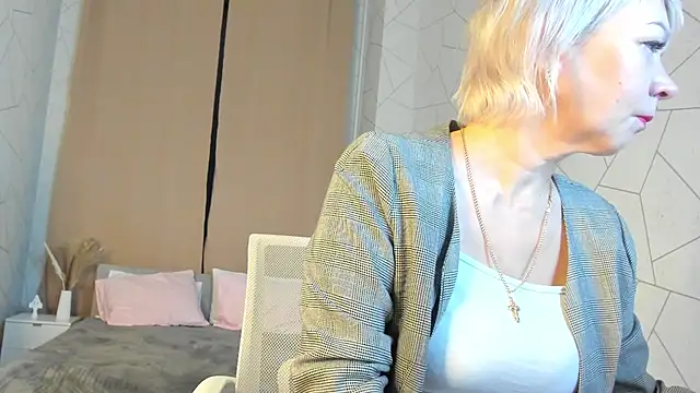 Ann Annise online show from 11, 2, 2026