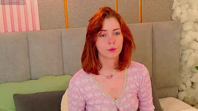 Snapshot of VivanWestwood chatting on 9, 7, 2026 VivanWestwood online show from 9, 7, 2026
