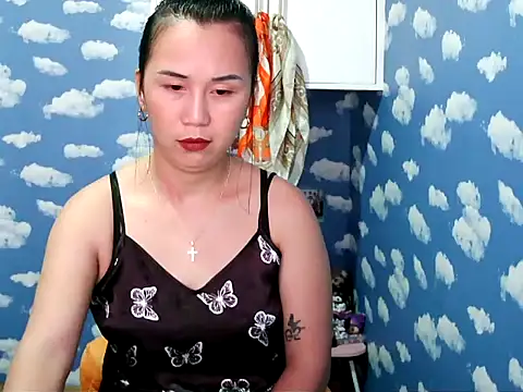 Snapshot of Kitty_Bear02 chatting on 6, 2, 2026 Kitty Bear02 online show from 6, 2, 2026