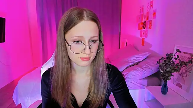 Snapshot of Vega_Taylor chatting on 2, 3, 2026 Vega Taylor online show from 2, 3, 2026