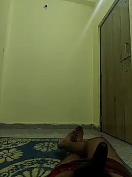 Romantic boy143 online show from 9, 6, 2026