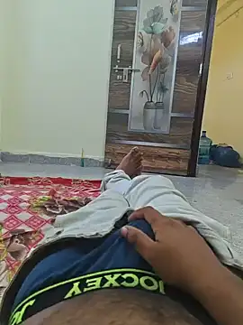 Romantic boy143 online show from 19, 6, 2026