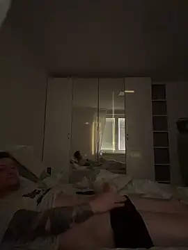 LubasOriginMen online show from 8, 4, 2026