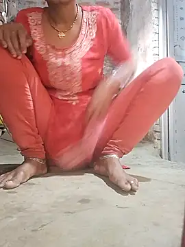 Sexy kiran002 online show from 14, 4, 2026