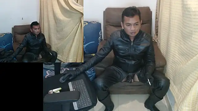 Leatherbdsm81 online show from 8, 6, 2026
