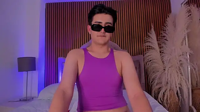 noahWolff  online show from 15, 2, 2026