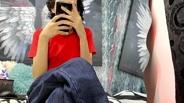 sexyboys cutexx18 online show from 8, 4, 2026