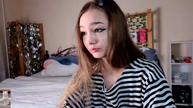 HoneyComfy online show from 23, 4, 2026