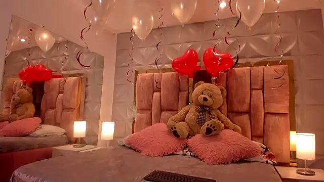 Snapshot of Paris_Velvet chatting on 13, 2, 2026 Paris Velvet online show from 13, 2, 2026