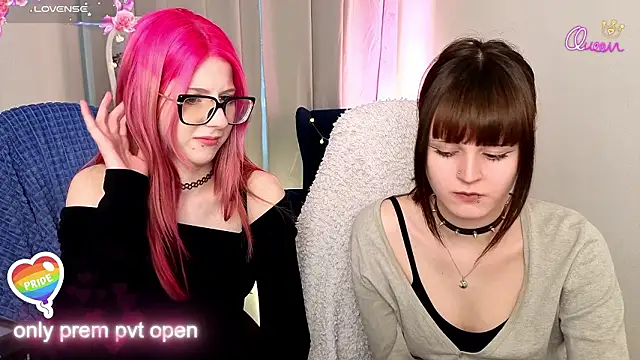 Snapshot of michelewild chatting on 23, 3, 2026 michelewild online show from 23, 3, 2026