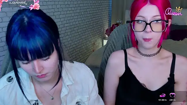 Snapshot of michelewild chatting on 2, 4, 2026 michelewild online show from 2, 4, 2026