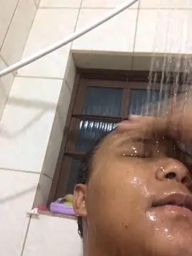 pretajaponesa35 online show from 5, 2, 2026