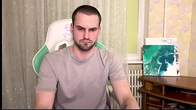 Snapshot of Cari__ chatting on 4, 2, 2026 Cari online show from 4, 2, 2026