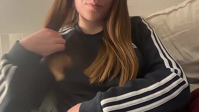 Lucyschickt online show from 26, 2, 2026