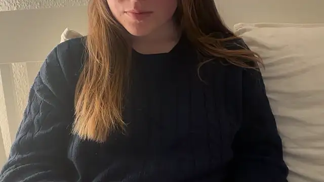 Lucyschickt online show from 4, 3, 2026