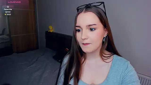 CrissyKales online show from 2, 3, 2026