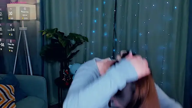 CrissyKales online show from 13, 4, 2026