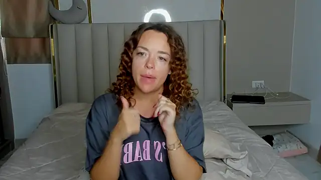 stellaa quenn online show from 14, 4, 2026