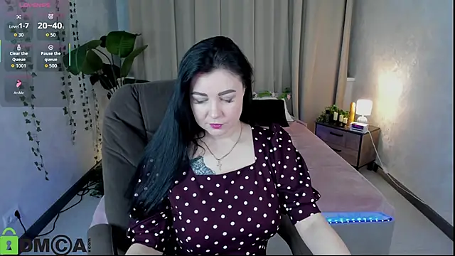 Monika Martinezz online show from 8, 4, 2026