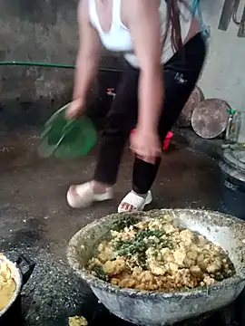 Snapshot of neyney110 chatting on 7, 2, 2026 neyney110 online show from 7, 2, 2026