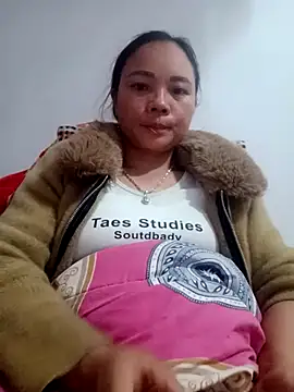 Snapshot of neyney110 chatting on 8, 2, 2026 neyney110 online show from 8, 2, 2026