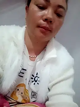 Snapshot of neyney110 chatting on 11, 2, 2026 neyney110 online show from 11, 2, 2026